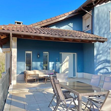 Apartamentos Cangas Relax En Grupo Cangas de Onis Luaran gambar