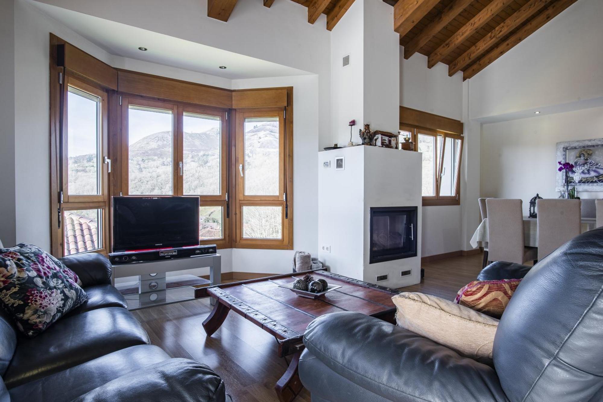 Apartamentos Cangas Relax En Grupo Cangas de Onis Luaran gambar